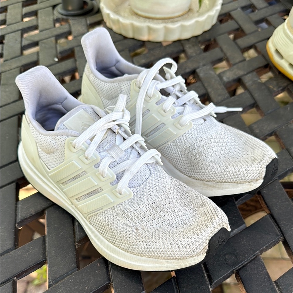 Adidas kids Ultrabounce